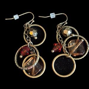 NWOT Premier Designs Dangle Earrings